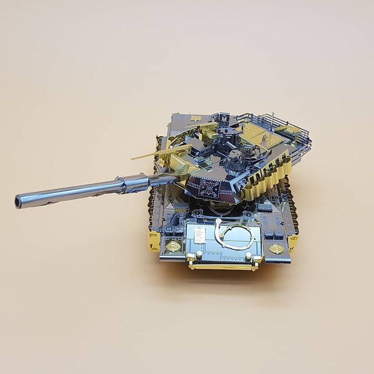 Mô Hình Kim Loại 3D Piececool Xe Tăng M1A2 (chưa ráp)
