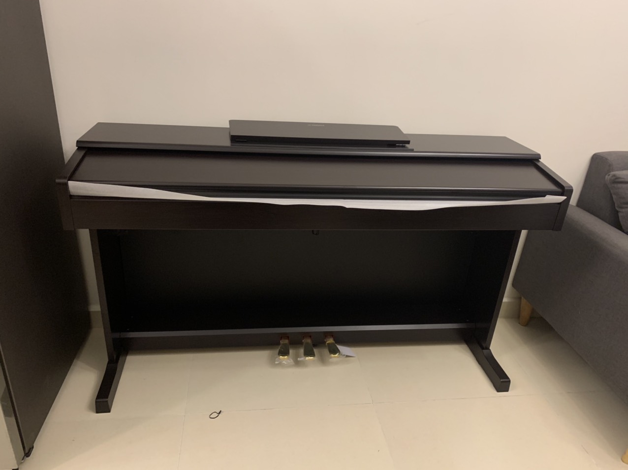Đàn Piano Yamaha YDP 144 chính hãng