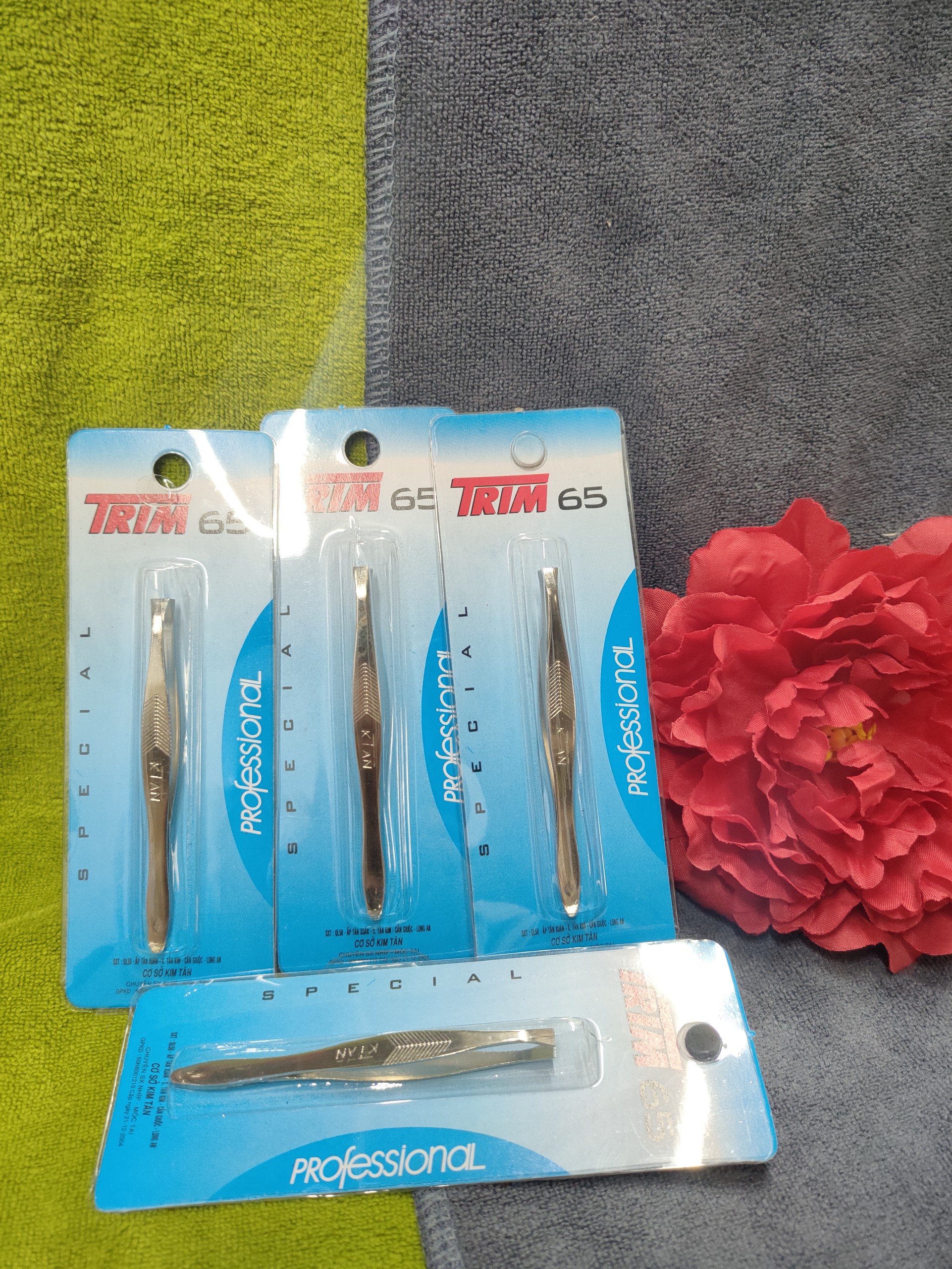Nhíp rẻ Trim-65 bằng Inox