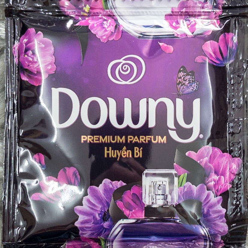 Dây 10 Gói Nước Xả Vải Downy
