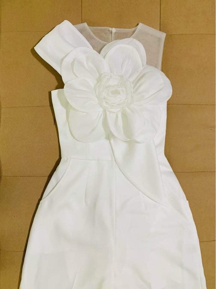 Jumpsuit hoa 3D PHỐI LƯỚI VAI