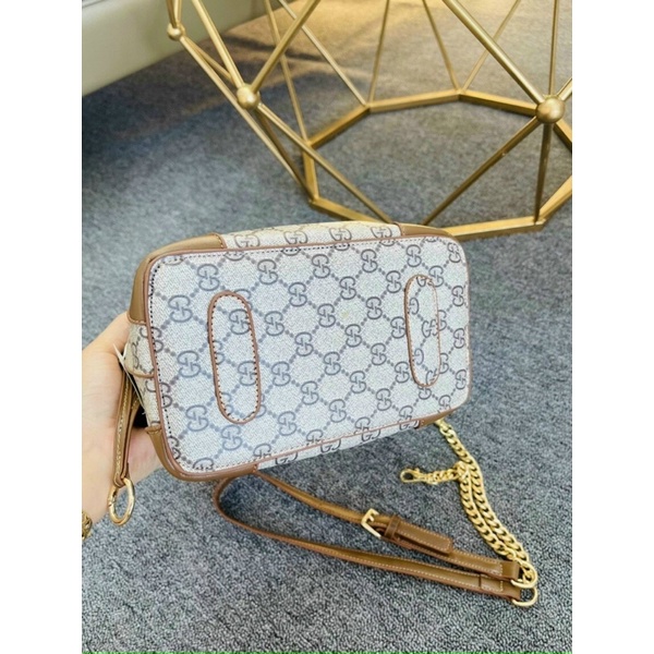 Túi xách nữ đeo chéo GC size 22