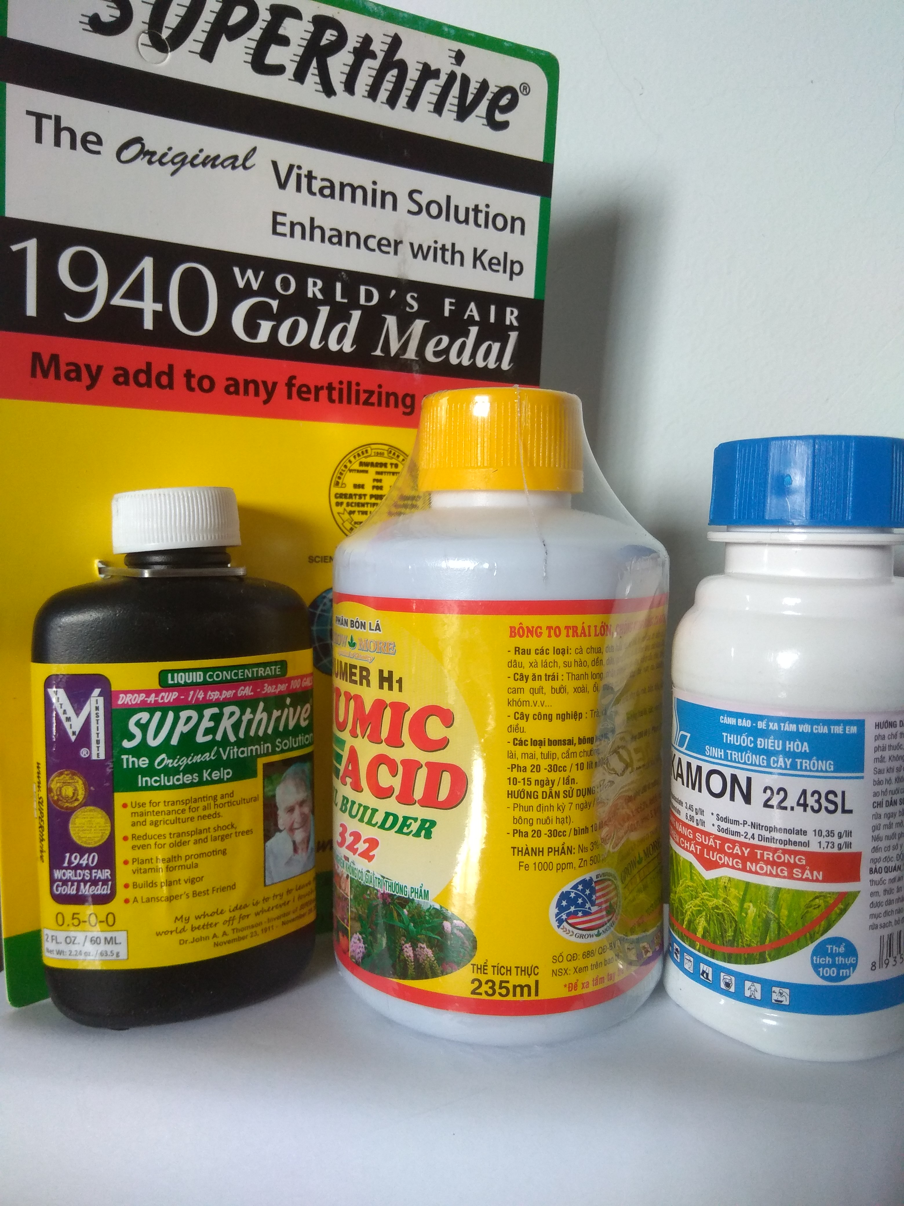 Combo siêu kích rễ Acid humic (235ml) + superthrive (60ml)+dekamon (100ml)