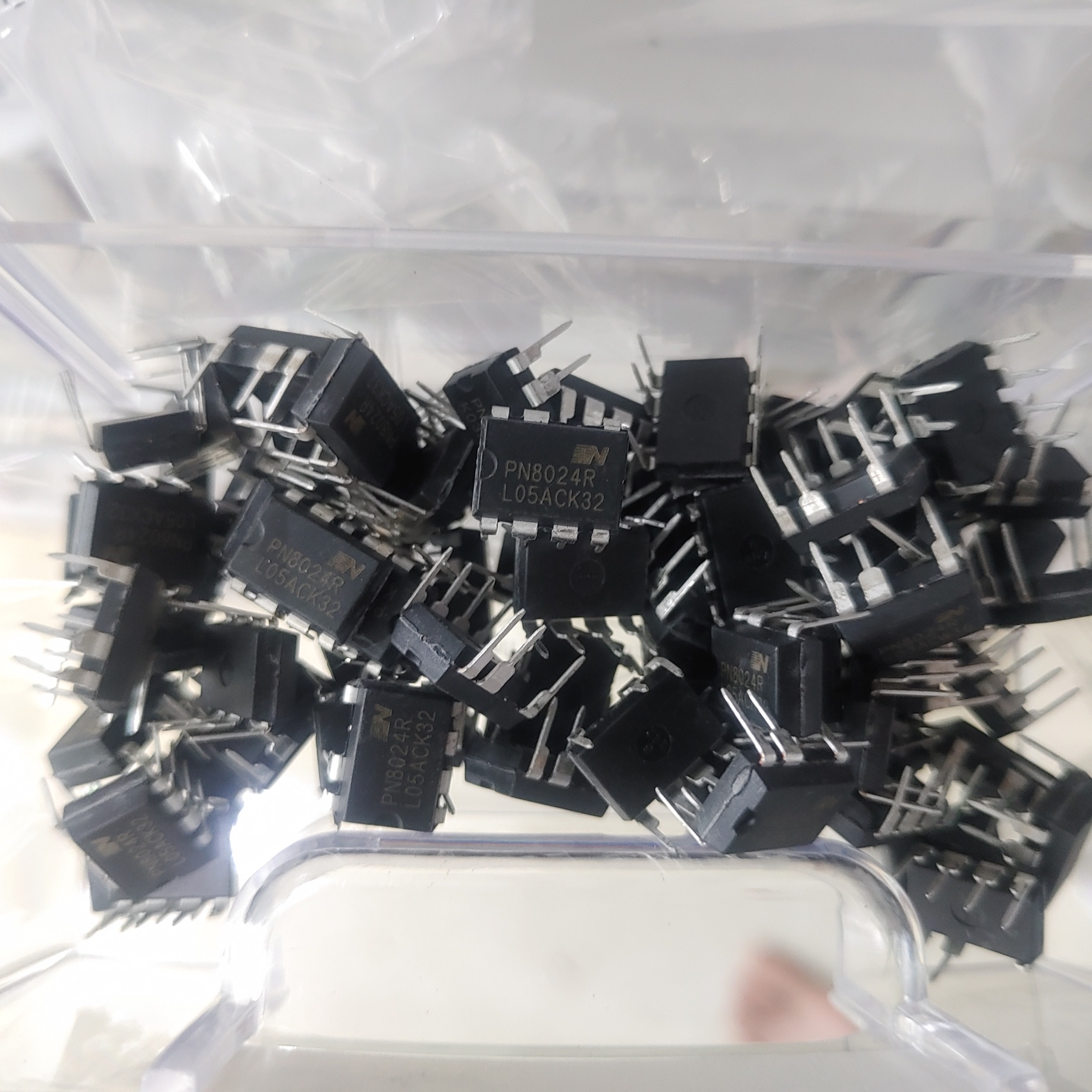 IC nguồn PN8024 PN8024A PN8024S PN8024R DIP7 chính hãng
