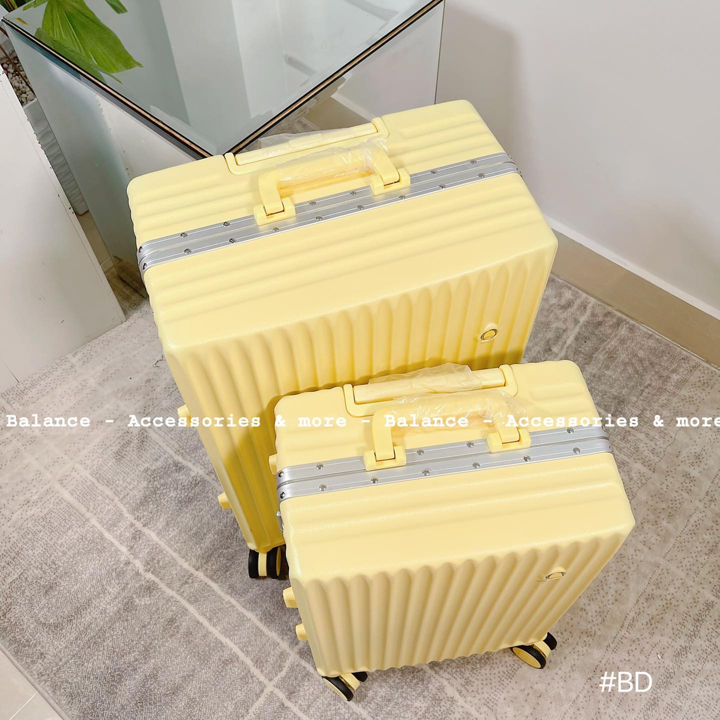 Vali size 20 khung nhôm chống bể vỡ- chống rạch móc- chống xước hành lý du lịch xách tay máy bay khóa sập tsa