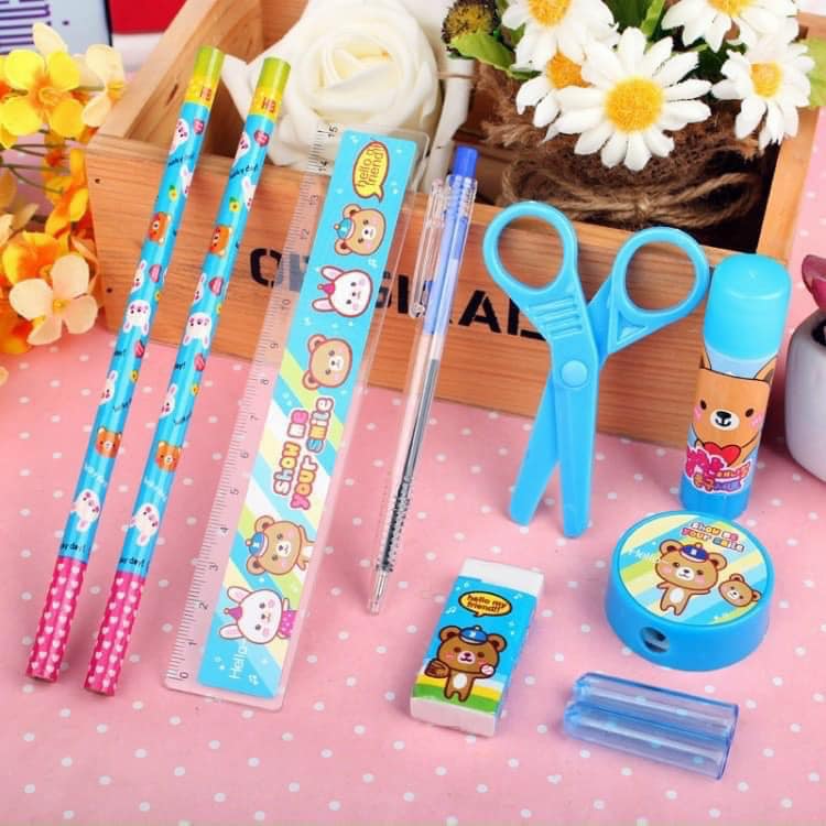 Bộ Dụng Cụ Học Tập 5 Món Cho Bé