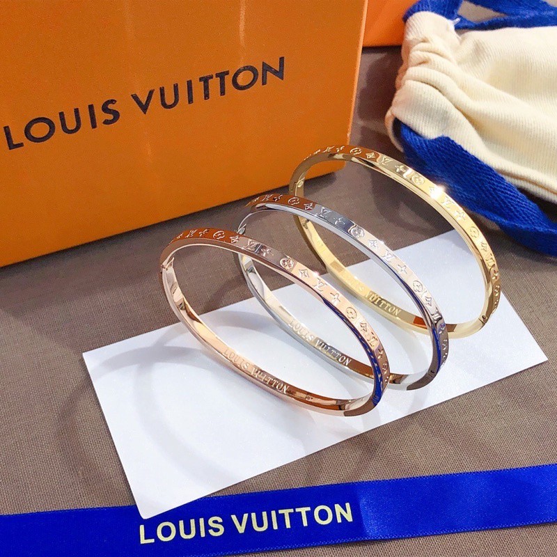 Tổng hợp các mẫu vòng tay da Louis Vuitton new season full box có sẵn   WEBSITE HÀNG HIỆU DUY NHẤT VIỆT NAM