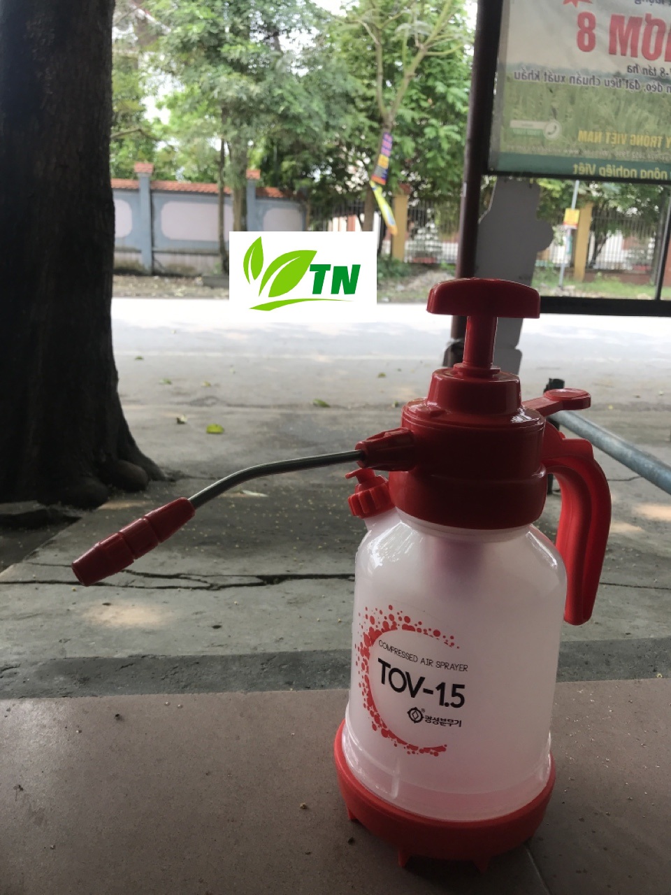 BÌnh xịt tưới cây Hàn Quốc 1.5L