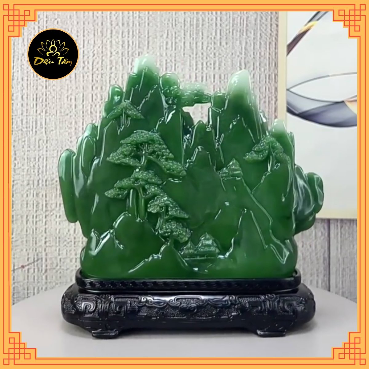 Wind-up sailing craft statue