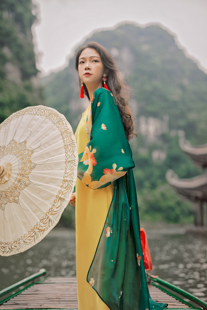 Sumire Store Đầm cổ yếm Tràng An