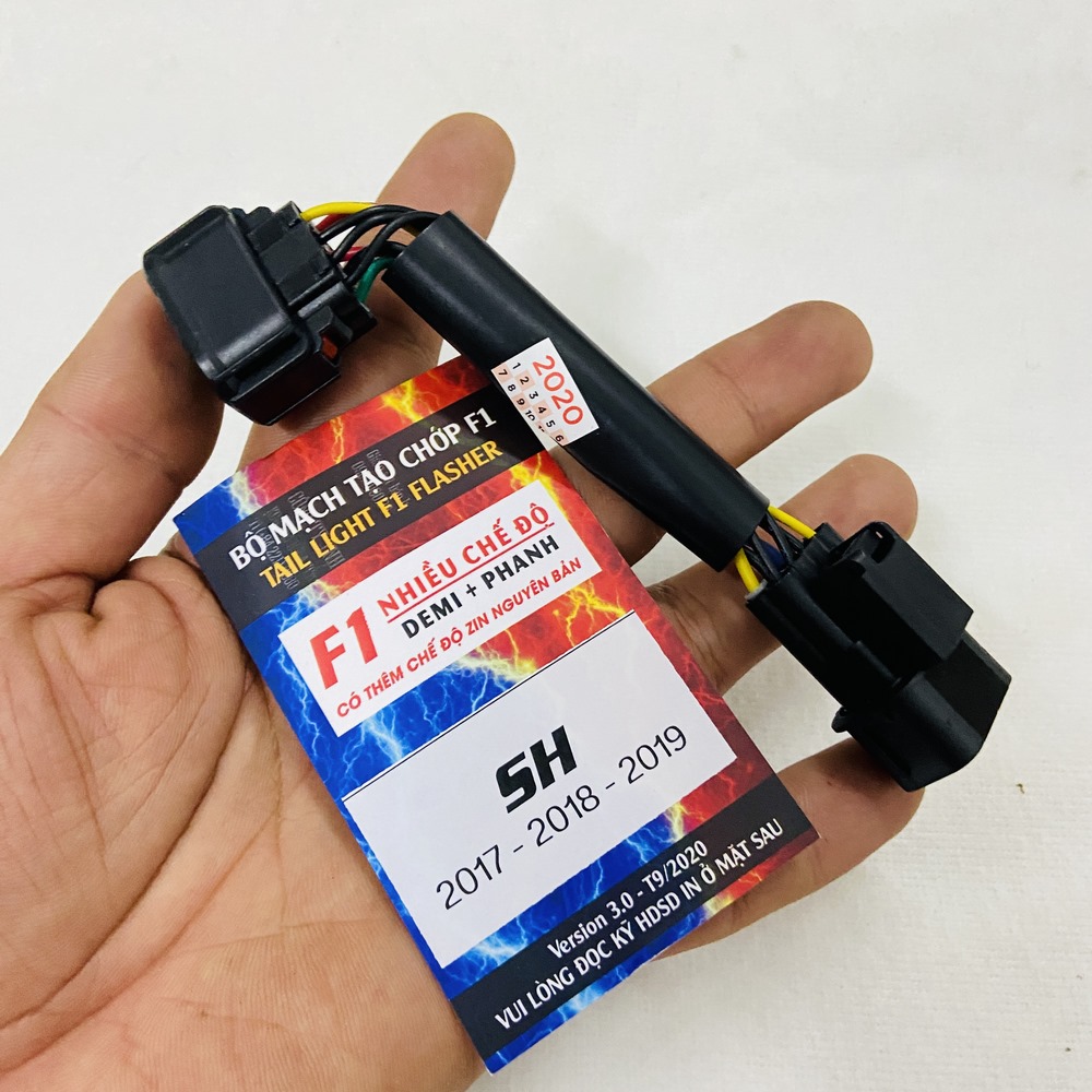 Bộ mạch tạo chớp f1, bộ mạch sẵn jack zin tạo chớp stop f1 nhiều chế độ gắn cho xe sh đời 2017, 2018, 2019