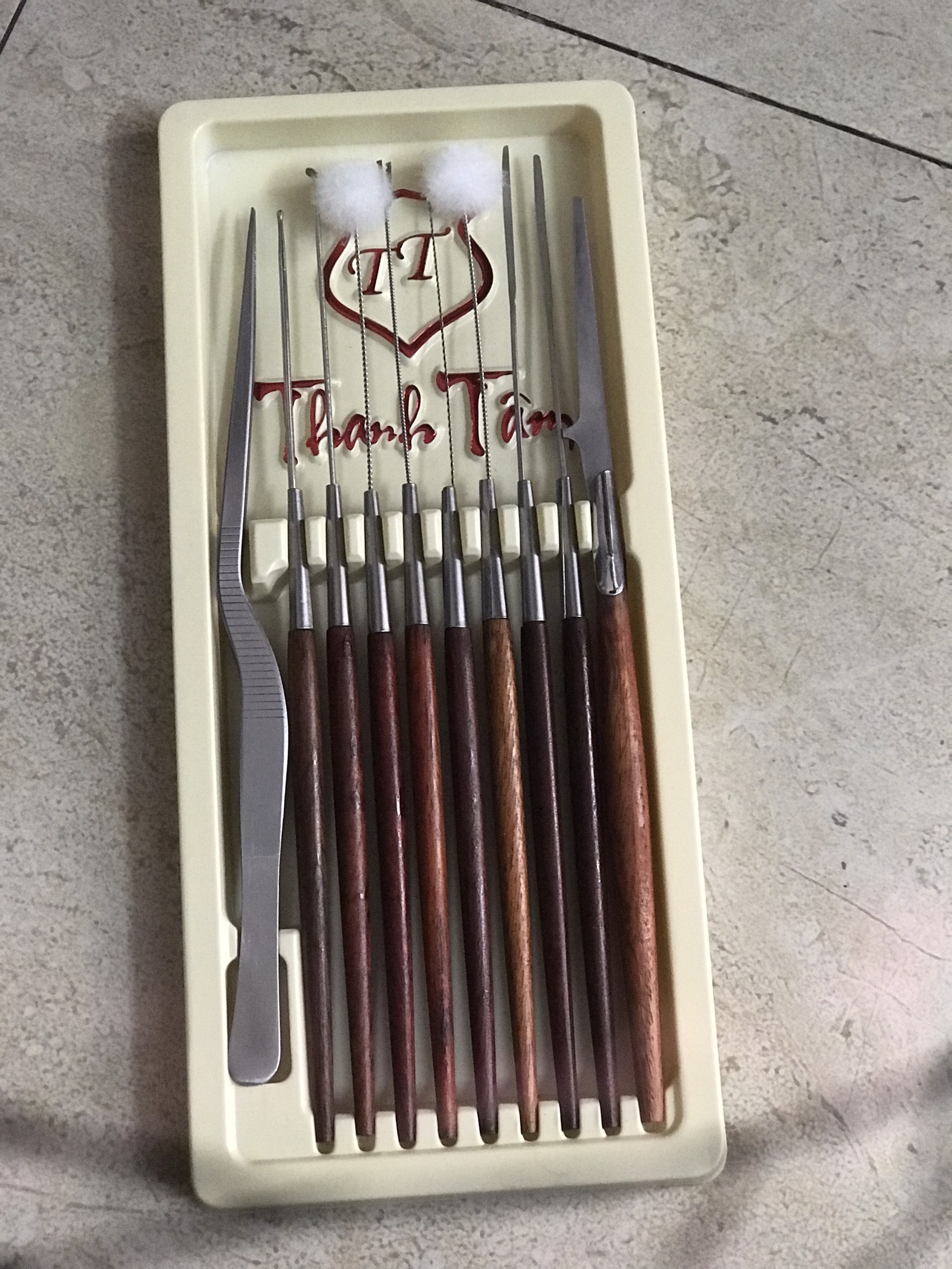 Bộ dụng cụ lấy ráy tai - móc ráy tai ( Có Hộp Gỗ Hương )