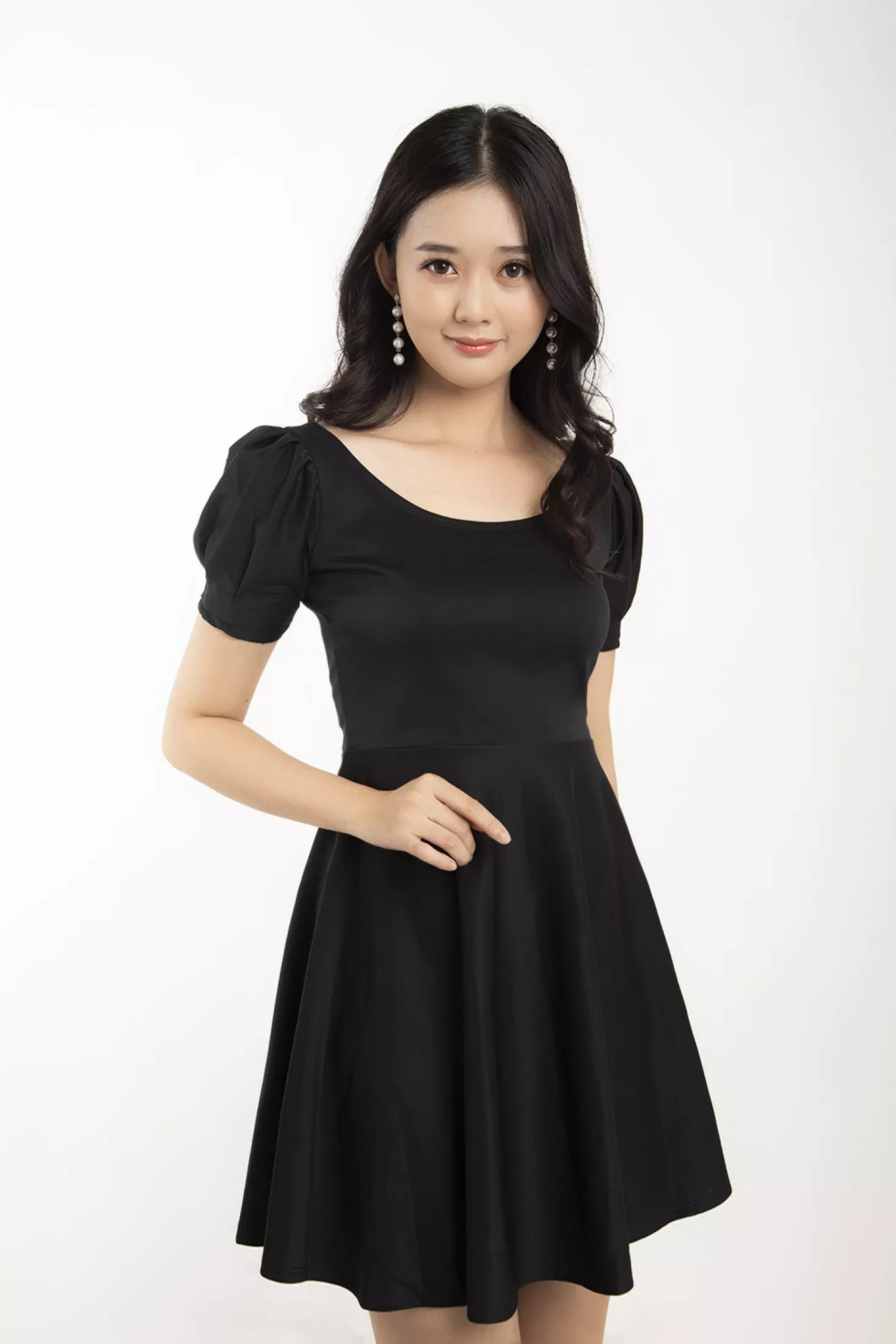 Đầm Nữ Ôm Eo Cổ Rộng Phong Cách Thời Thượng Thời Trang Yoomi