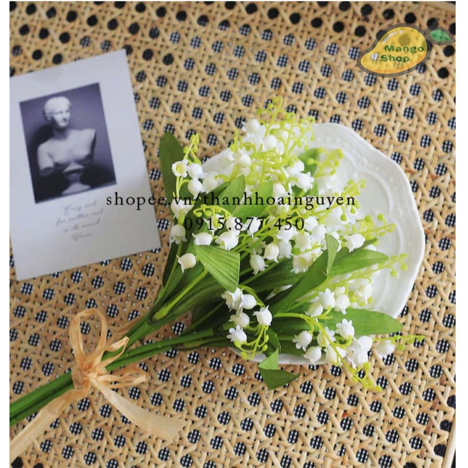 Cành hoa linh lan chuông trắng nhỏ ( cành hoa phong lan giả )