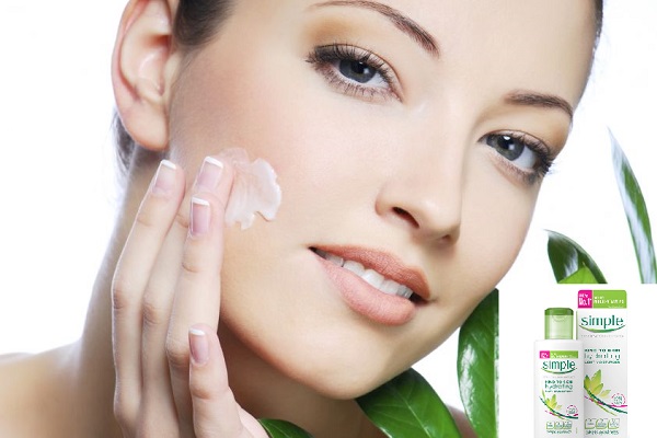 Kem Dưỡng Da Simple Kind To Skin Hydrating Light Moisturiser