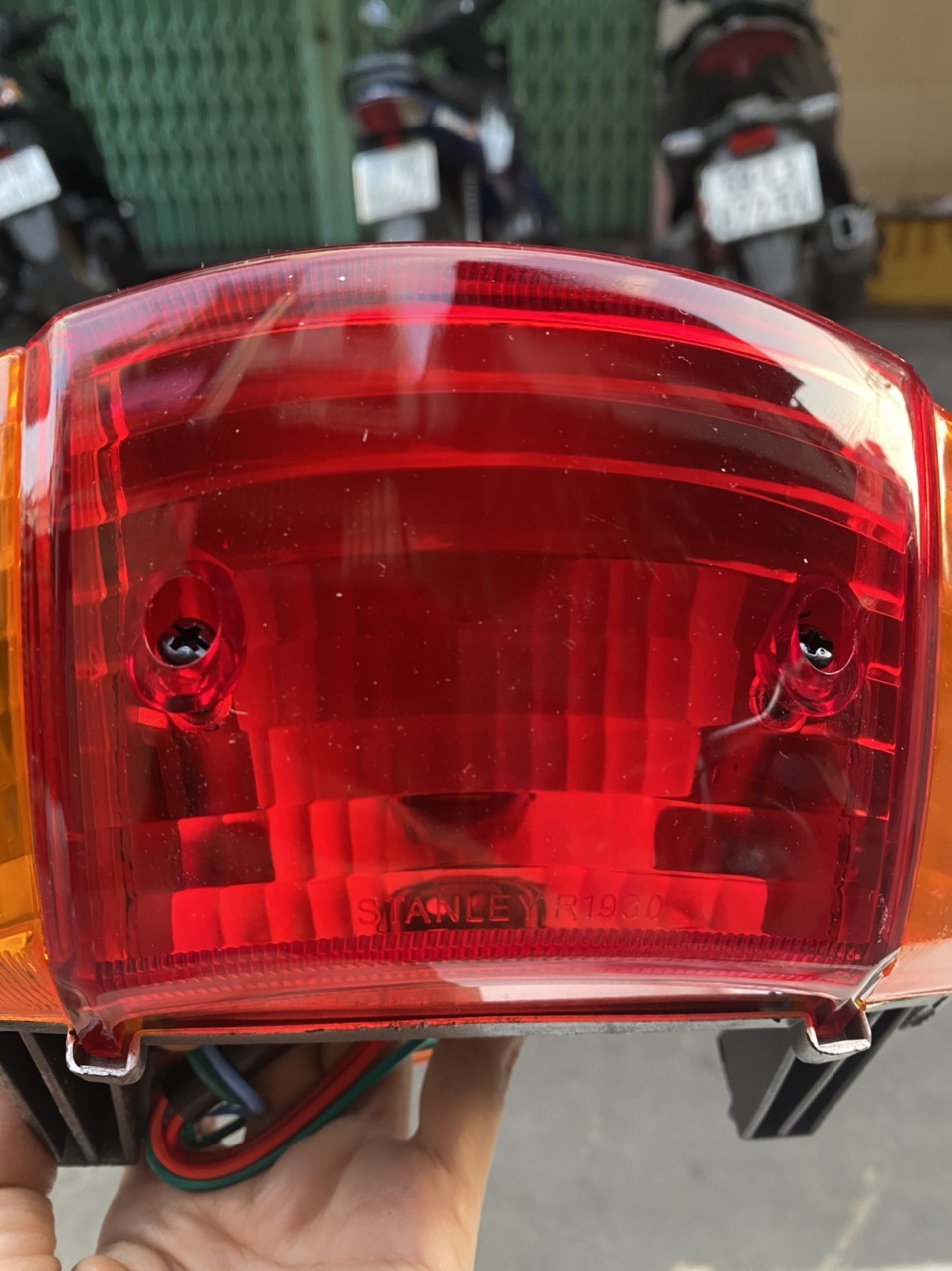 ĐÈN HẬU ( ĐÈN LÁI) WAVE 110