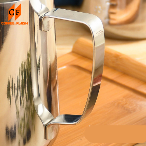 Ca (Cốc) đánh sữa inox 550ml/350ml có chia vạch