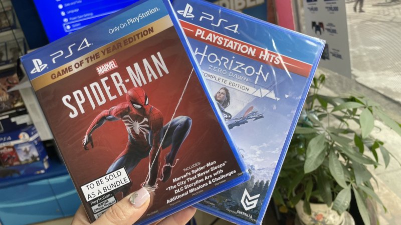 Combo đĩa game Spider Man GOTY và Horizon Zero Dawn Complete Edition dành cho PS4/PS5