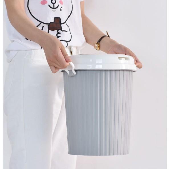 thùng rác nhựa mini