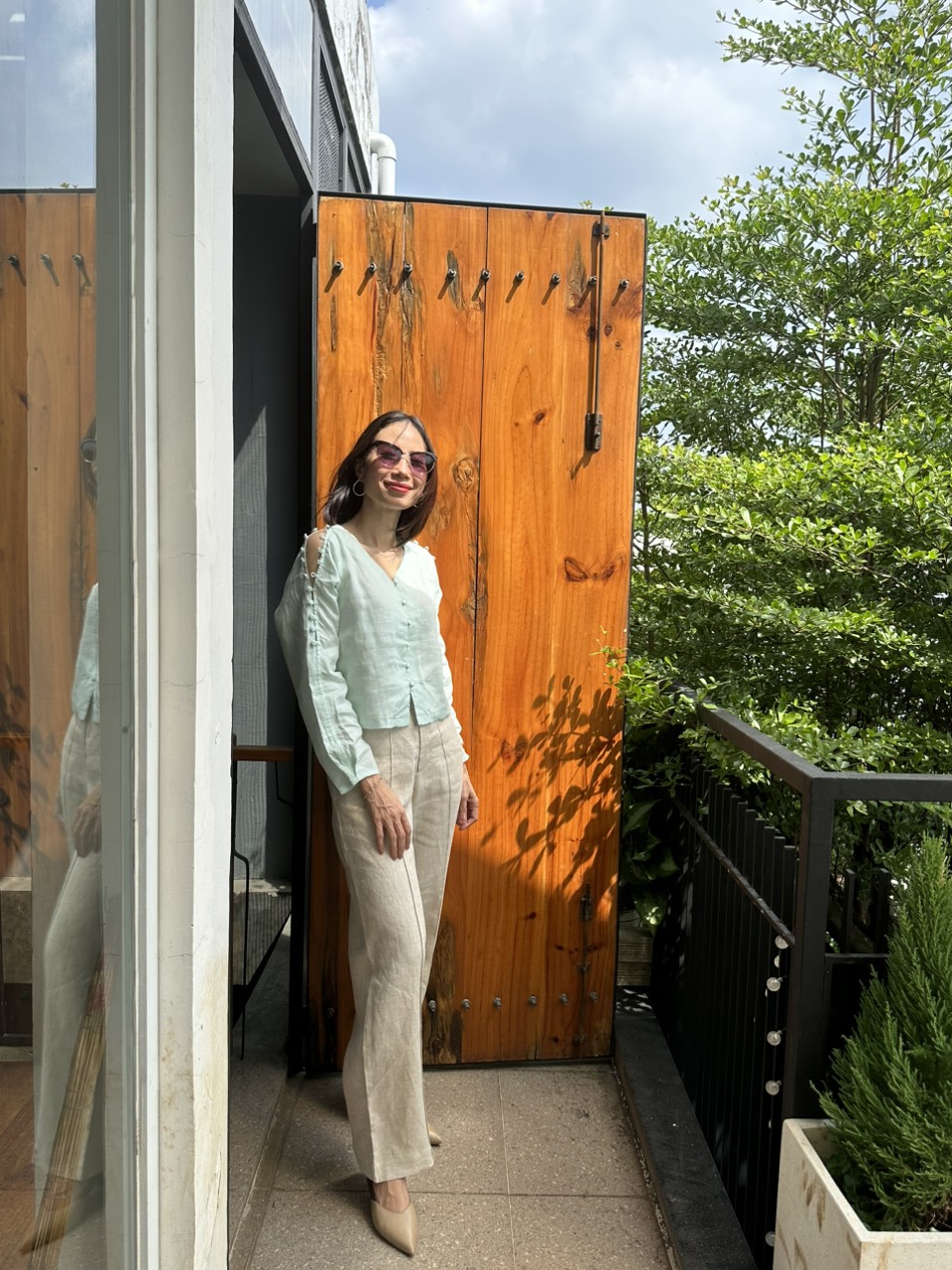 MaxMessi - Áo top linen cao cấp tay dài nút sườn
