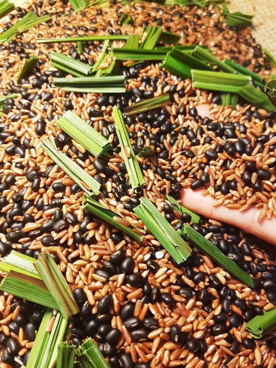 TRÀ GẠO LỨT ĐỖ ĐEN LÁ DỨA RANG TAY (GÓI 1KG)