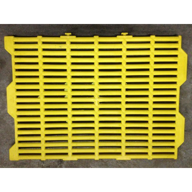 bộ 4 Tấm lót sàn nhựa vệ sinh cho chó mèo( 40x55cm X 4 TẤM màu VÀNG)