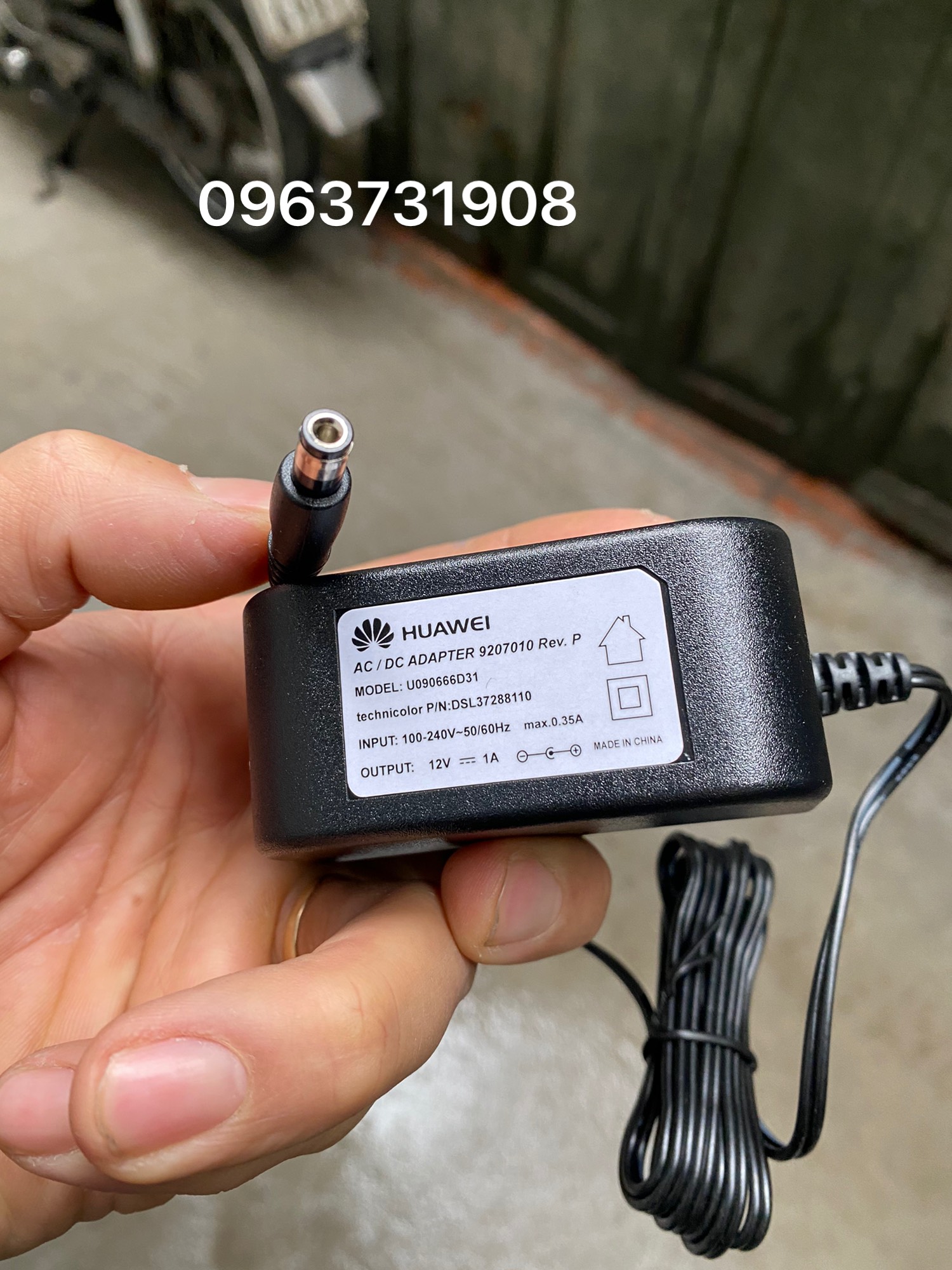 Adapter nguồn cho đầu FPT Play Box 12V 1A hàng cao cấp