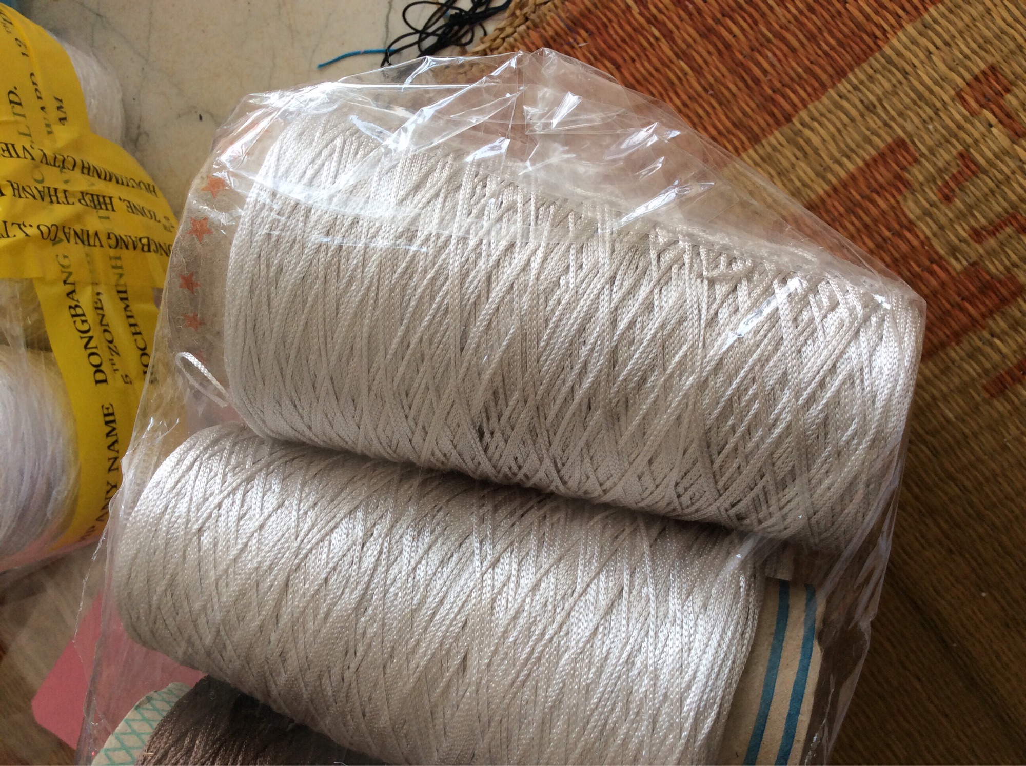 Dây dù cuộn 450m