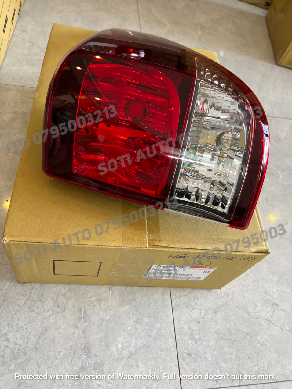 Đèn hậu Mazda BT5016-18 DEPO đen