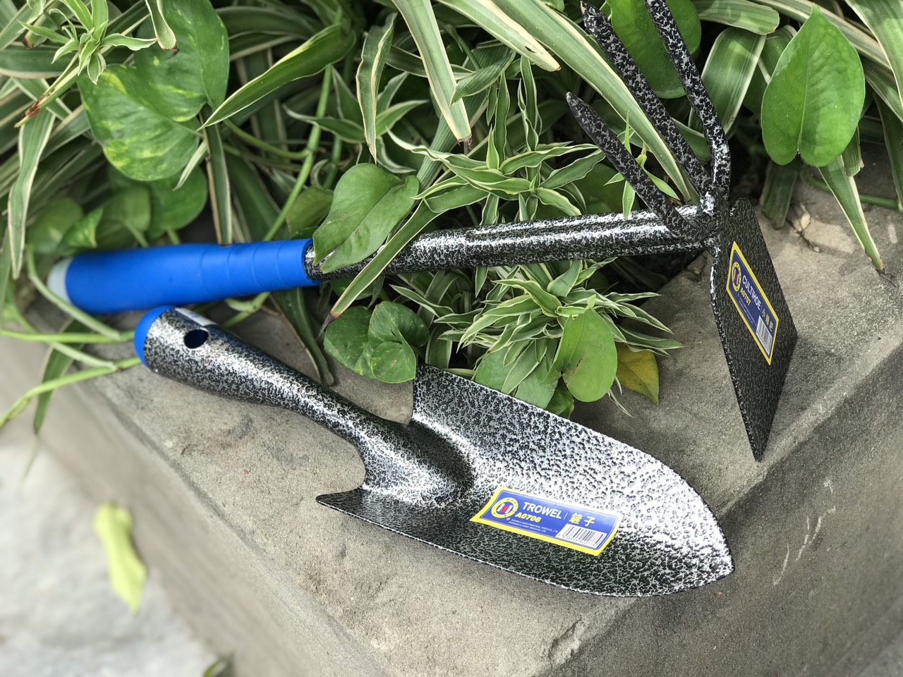 CMart A06 & 07 home small garden tool set, mini shovel pick-Hoang An