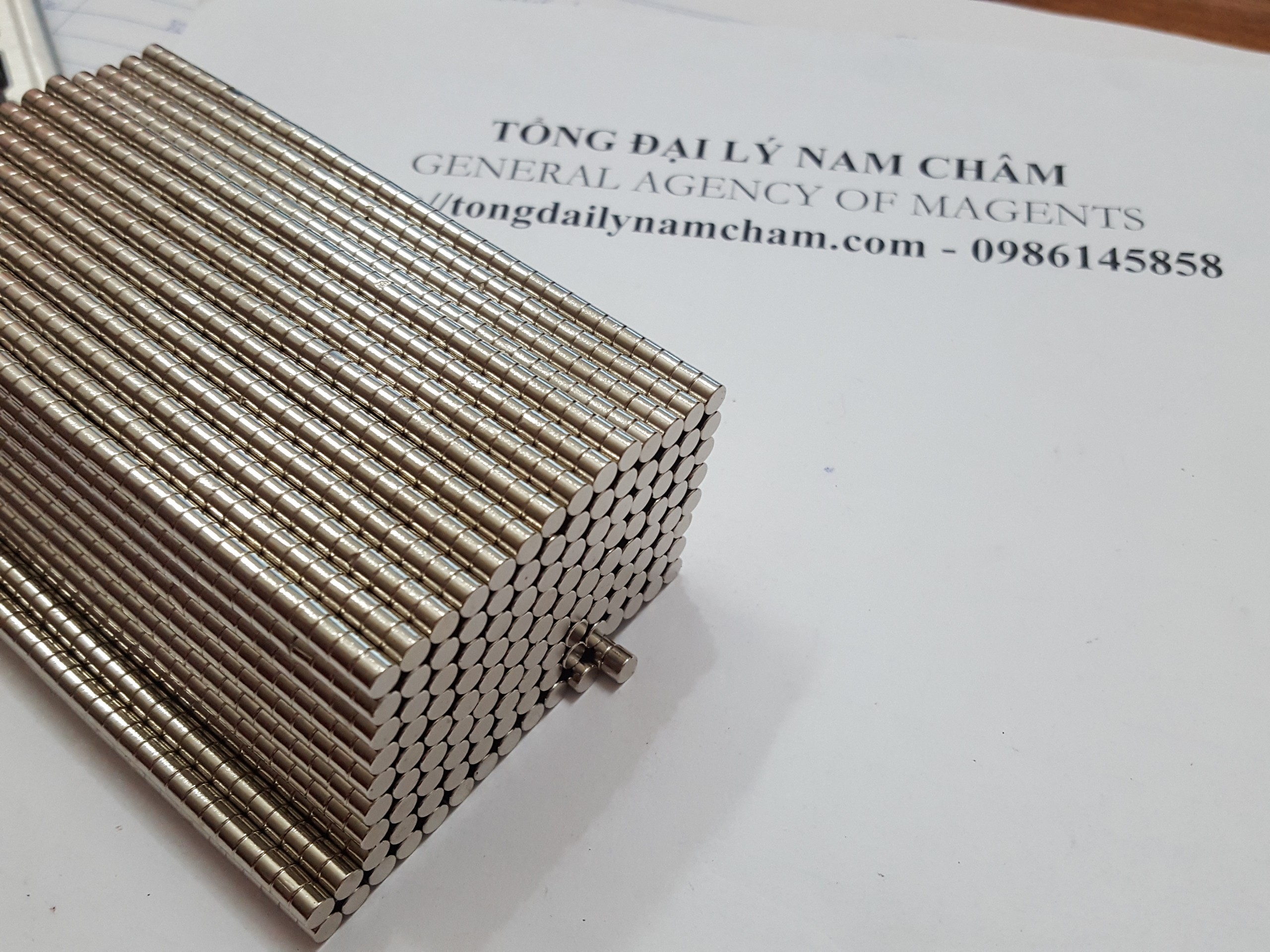 50 viên nam châm đất hiếm 4x5mm