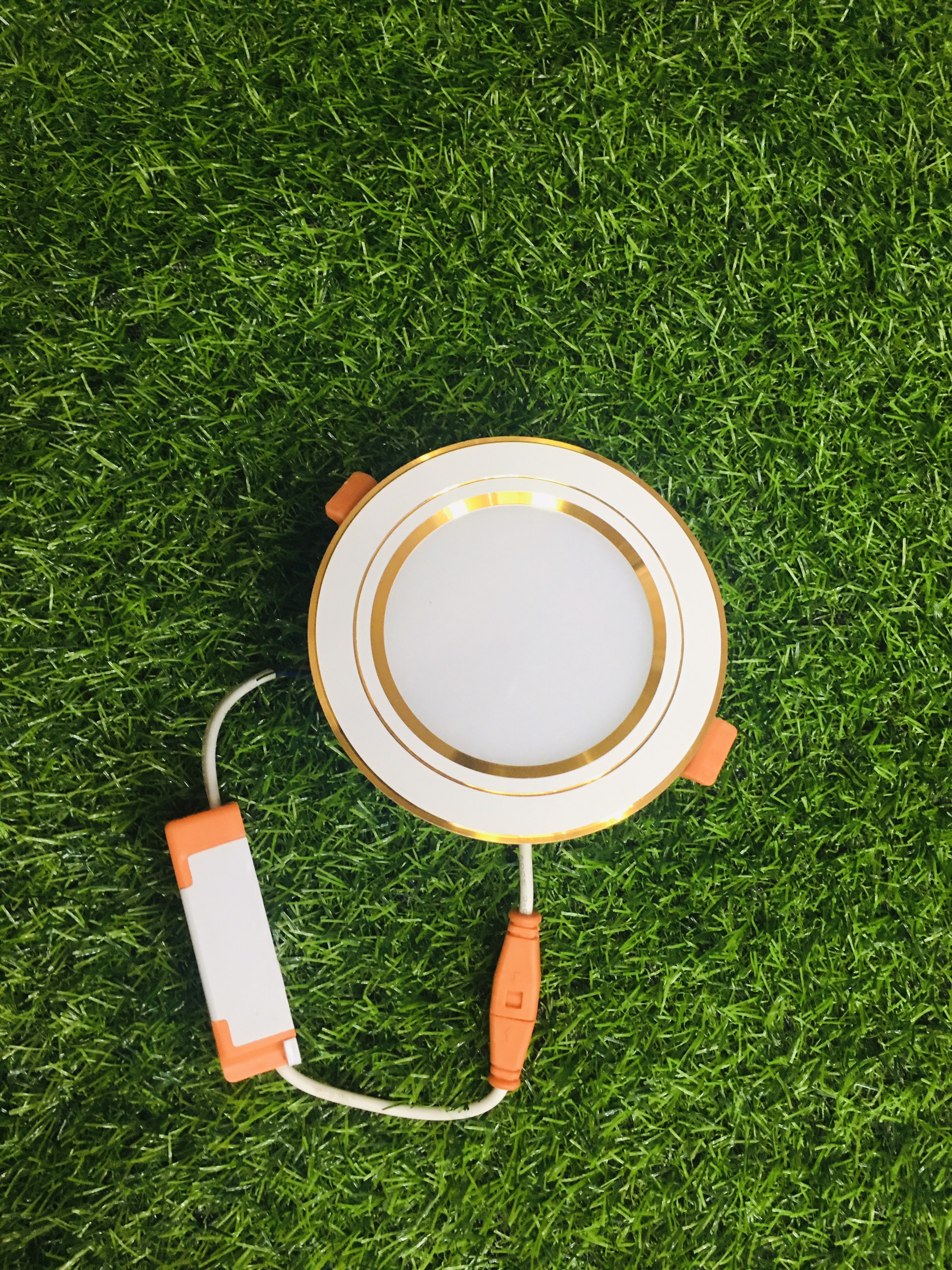 Đèn âm trần 7w ø90 asia mặt vàng, as trắng/vàng/trung tính – mvds7