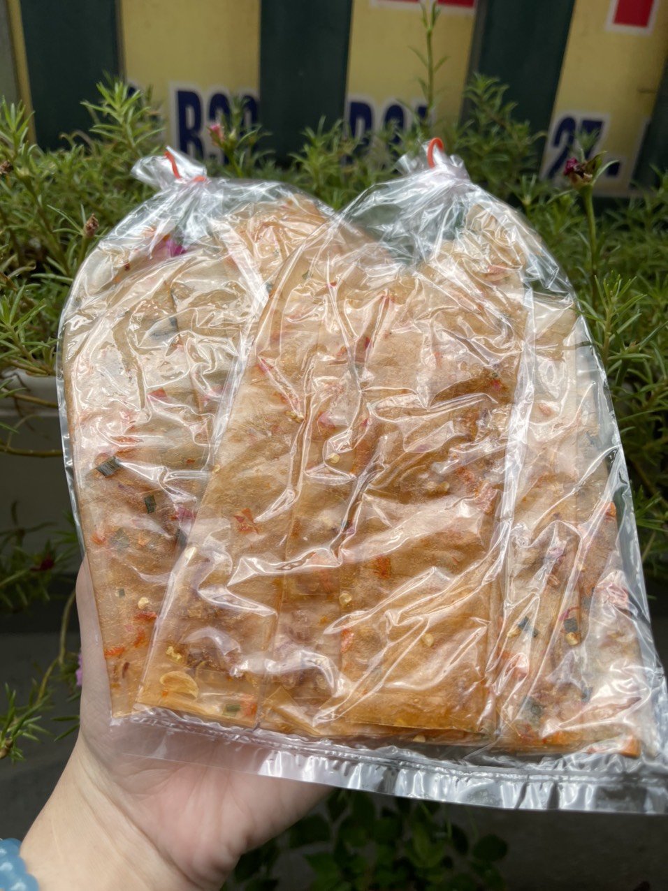 Wholesale 50 Sticky Rice Paper Rolls Filled with Fried Shrimp and Fried Onions