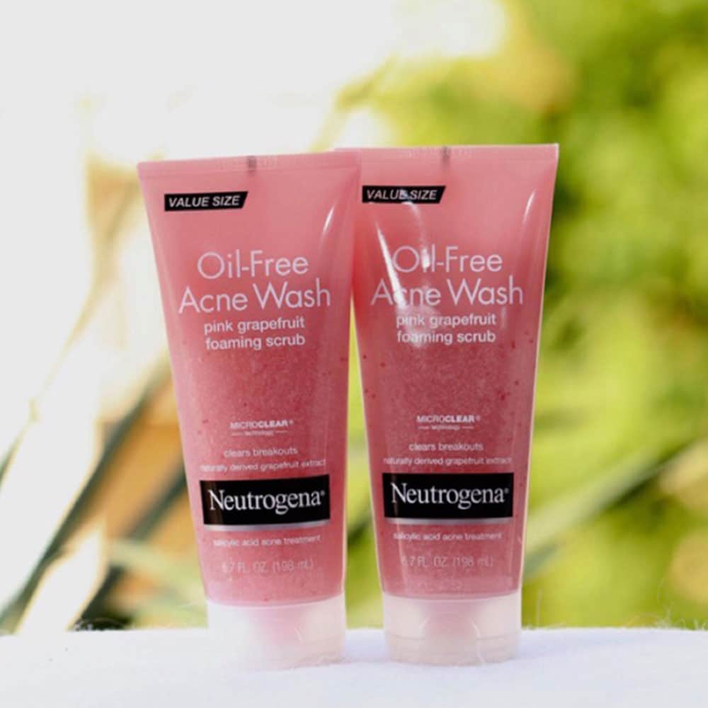Sữa rửa mặt Neutrogena bưởi hồng 150ml