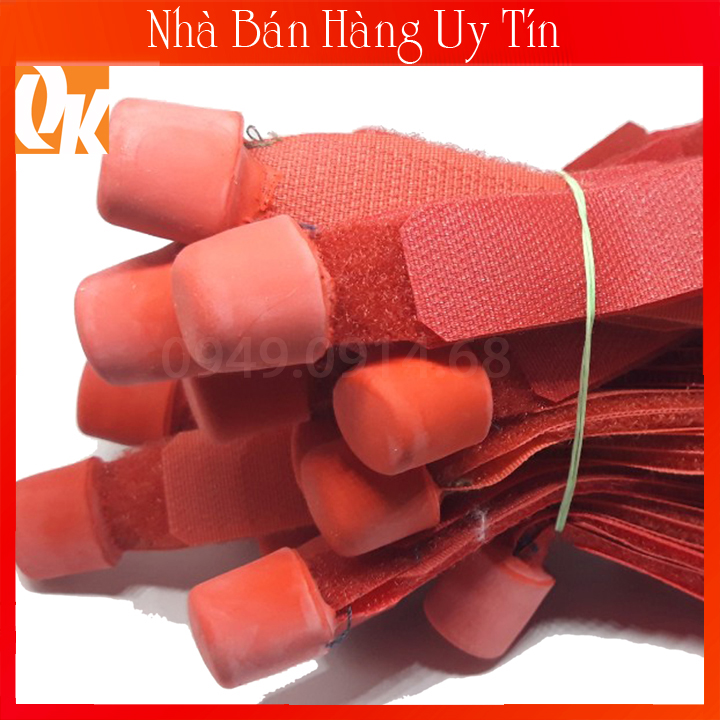 Bịt cựa vãi cho gà tre