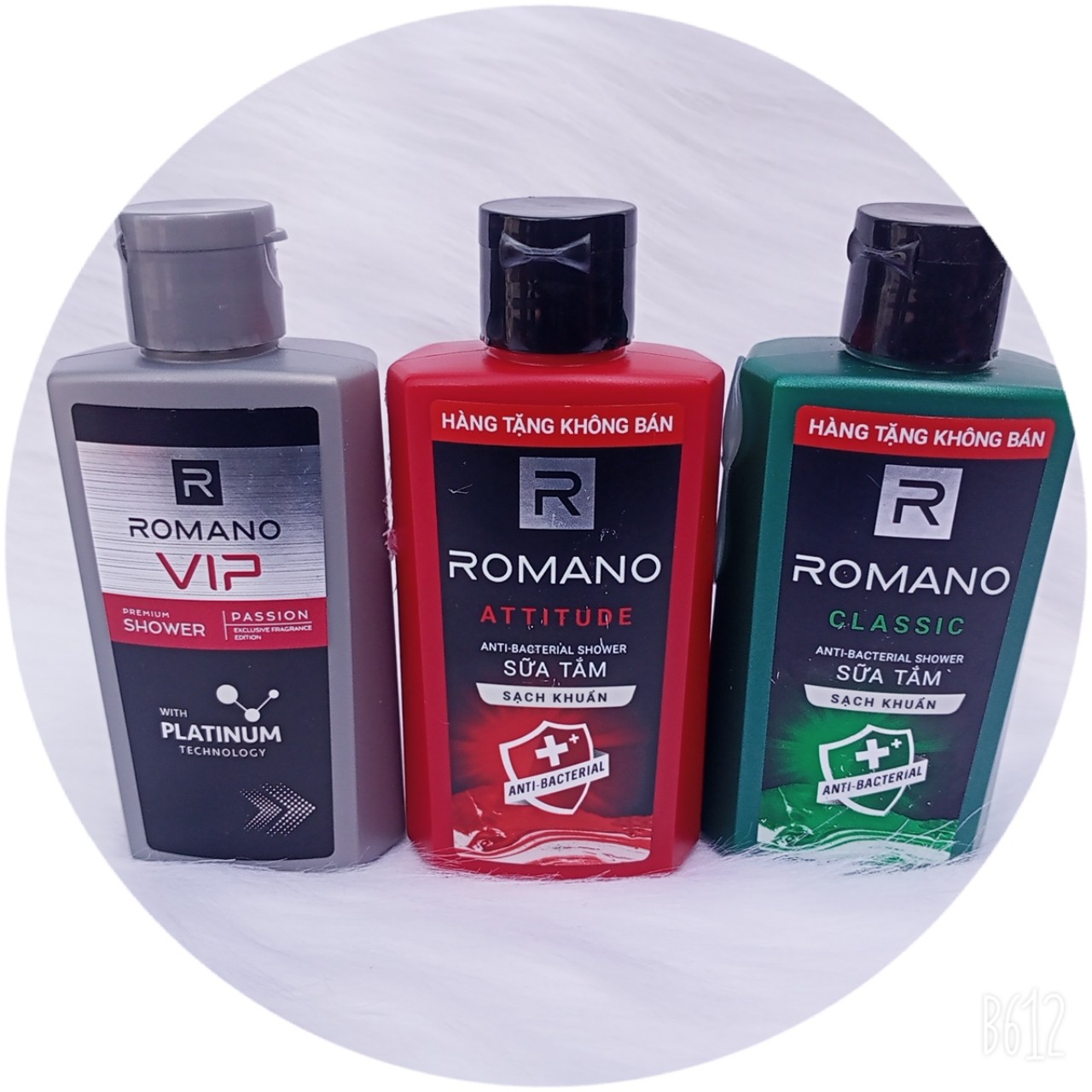 (Tặng 1 sữa tắm 60g) Set 50 gói dầu gội Romano 5g (Xanh lá - Xanh dương - Đỏ - đen - 5in1)