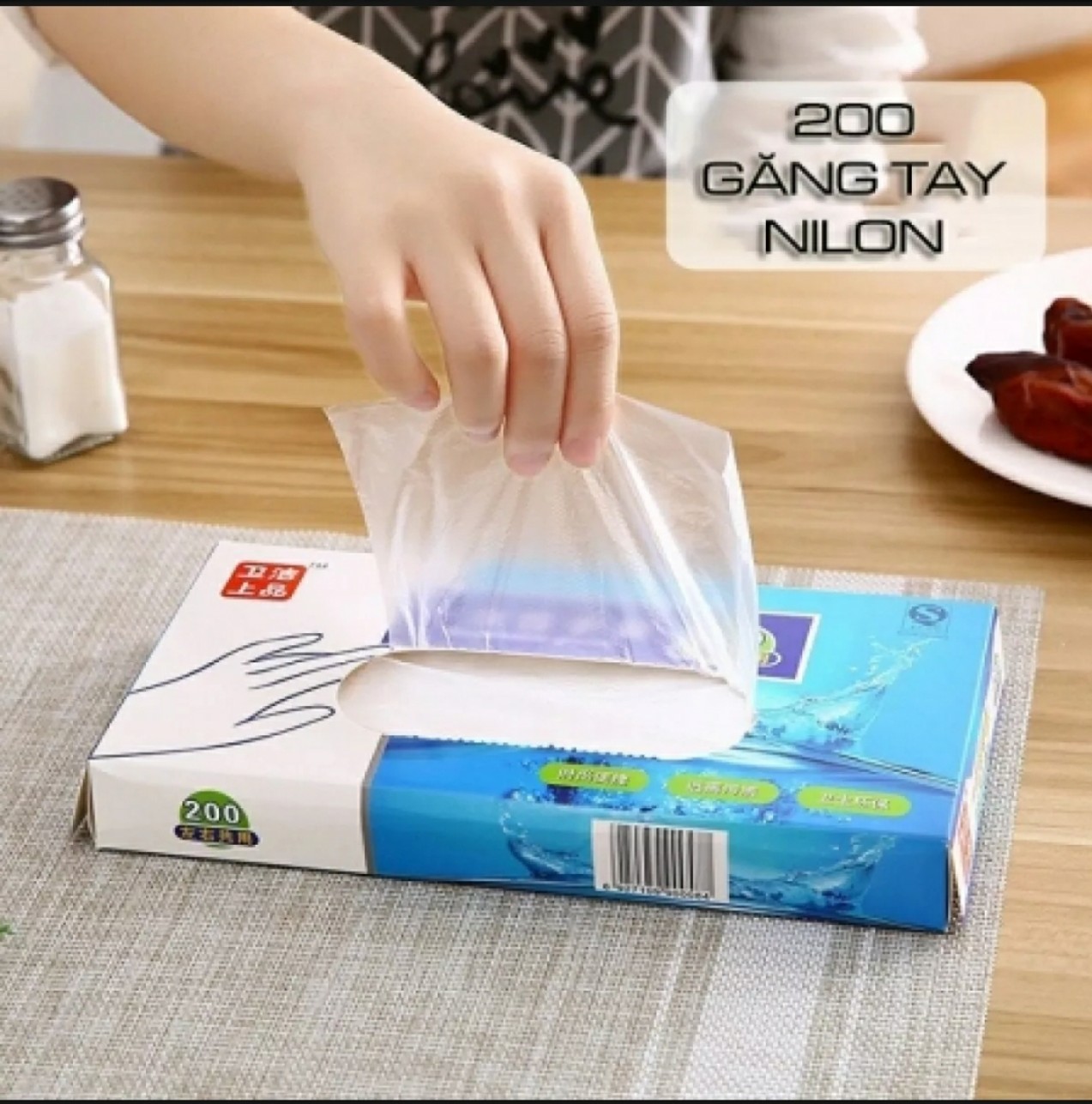 Hộp Găng Tay Nilon 200 Chiếc Siêu Dai Dùng Một Lần Làm Bếp Tiện Lợi Thần Thánh Loại 1 Chất Liệu Dẻo Dai Thuận Tiện Cho Việc Nội Trợ