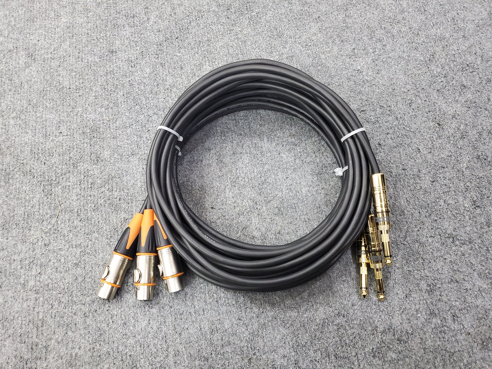 Dây Micro Có Dây Hitachi Nhật 5m