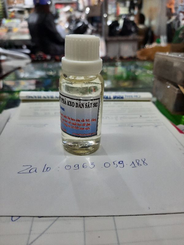 Nước Phá Keo Dán Sắt 502
