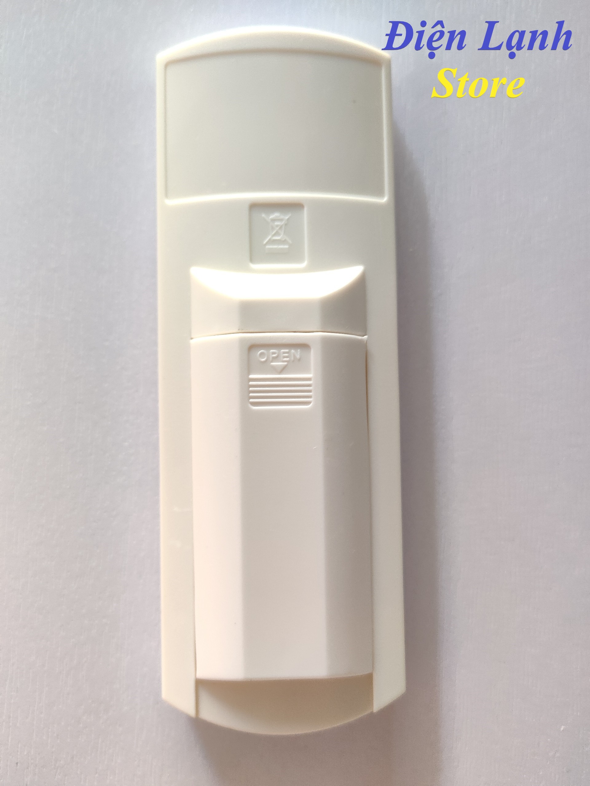 Remote máy lạnh panasonic inverter 410. (Tặng kèm cặp pin).