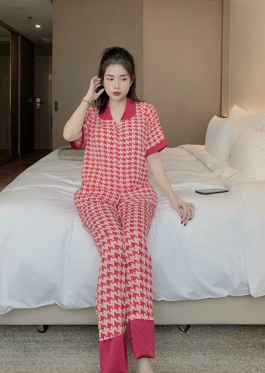 Bộ lụa tay ngắn nữ, bộ lua mềm cổ sen