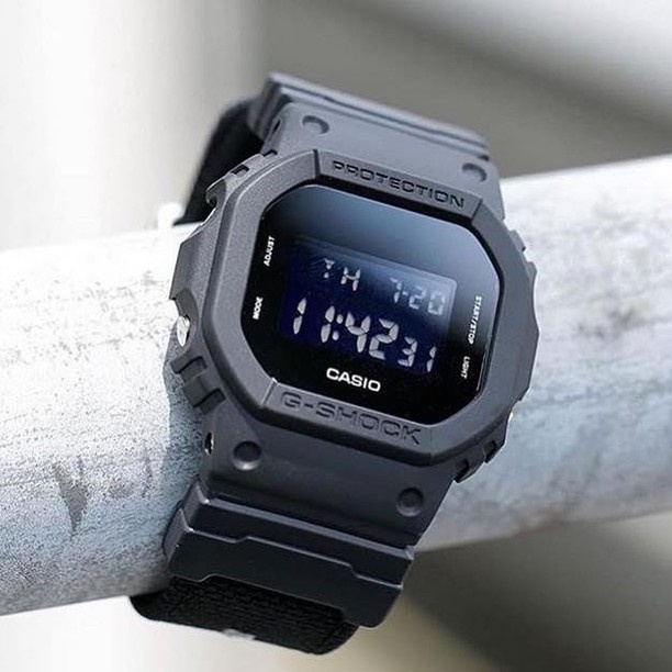 Đồng Hồ G-Shock Dw-5600 - Đồng Hồ Thời Trang Nam Nữ - Đồng hồ Casio GShock Chống Nước , Chống Sốc, Va Đập, Bền Bỉ Với Thời Gian , Mặt Hiển Thị Kim-Số Kết Hợp, Trang Bị Chức Năng Bấm Giờ-Đo Tốc Độ