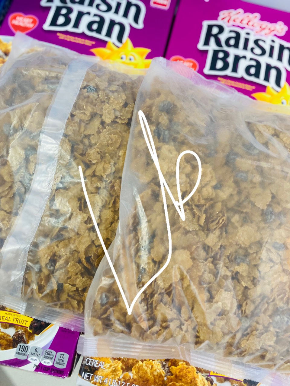 NGŨ CỐC NHO KHÔ KELLOGG’S RAISIN BRAN