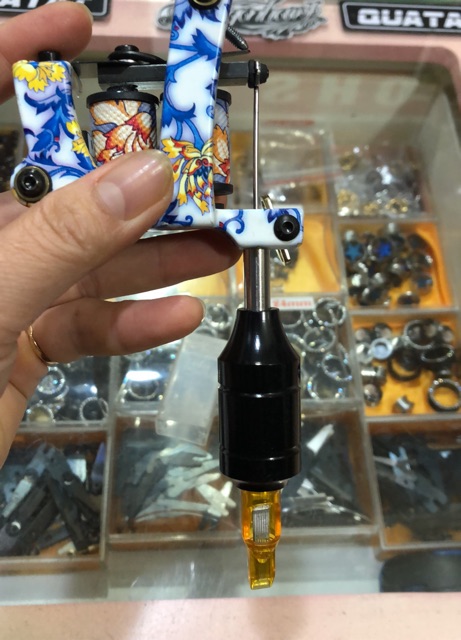 Tay cầm chuyển kim xăm máy pen