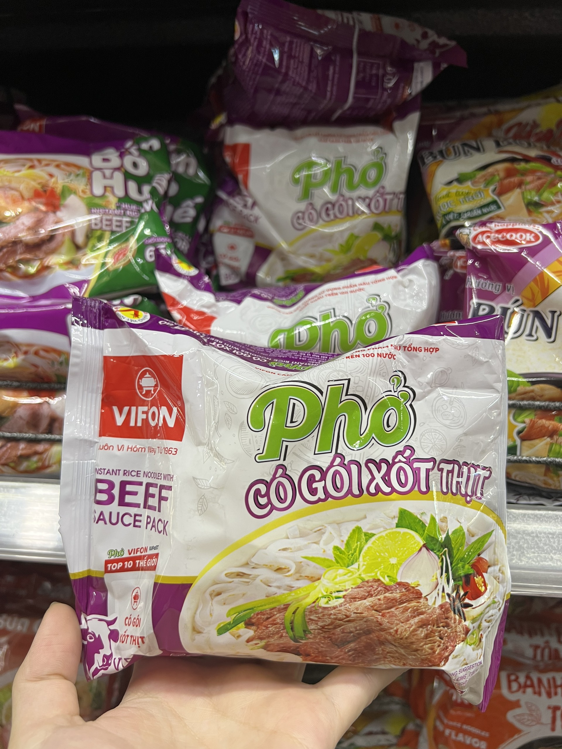 Phở Có Gói Sốt Thịt Bò 70g Vifon