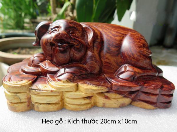 Heo gỗ Trắc phong thủy (cao 20 x 10cm)