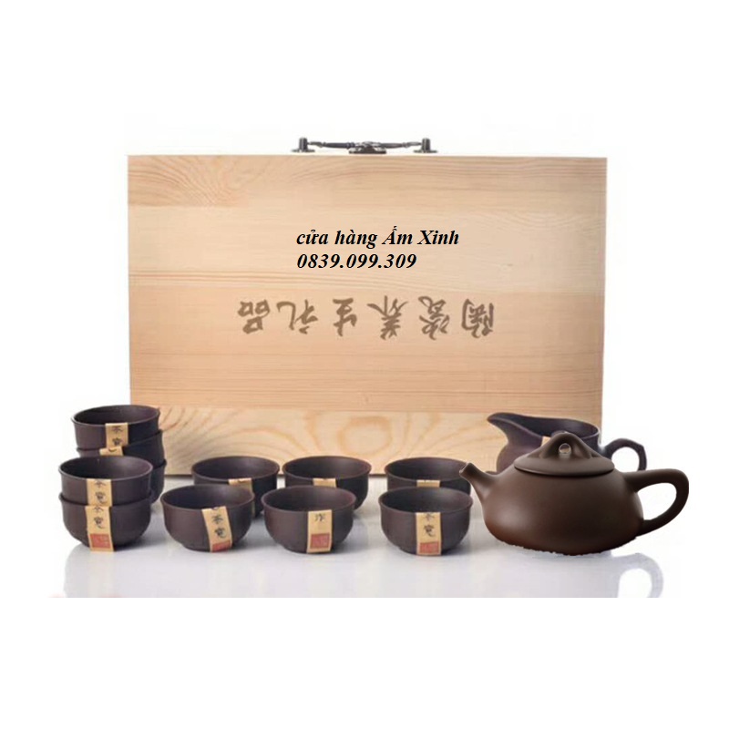 Bộ ấm chén tử sa Nghi Hưng