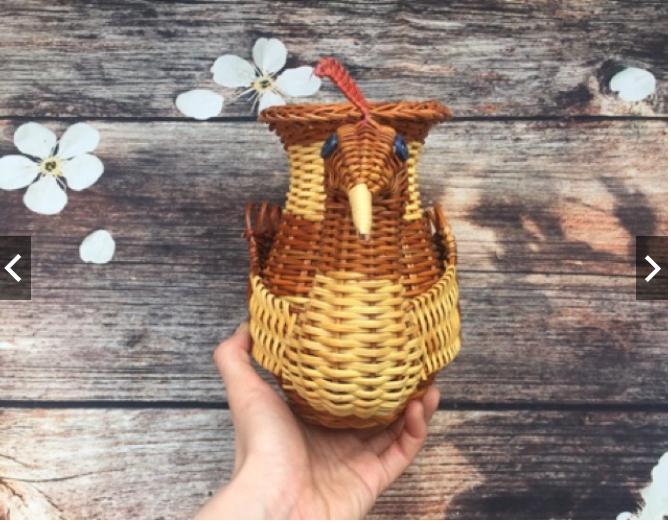 Giỏ mây đựng đồ hình con gà