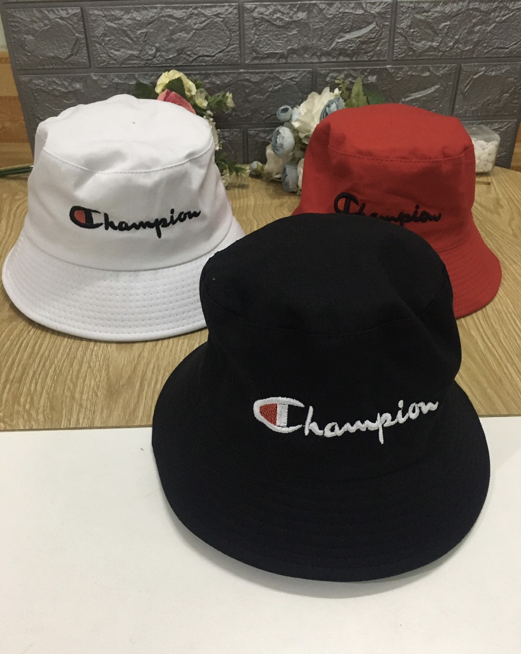 Nón bucket Champion vành nhỏ thời trang