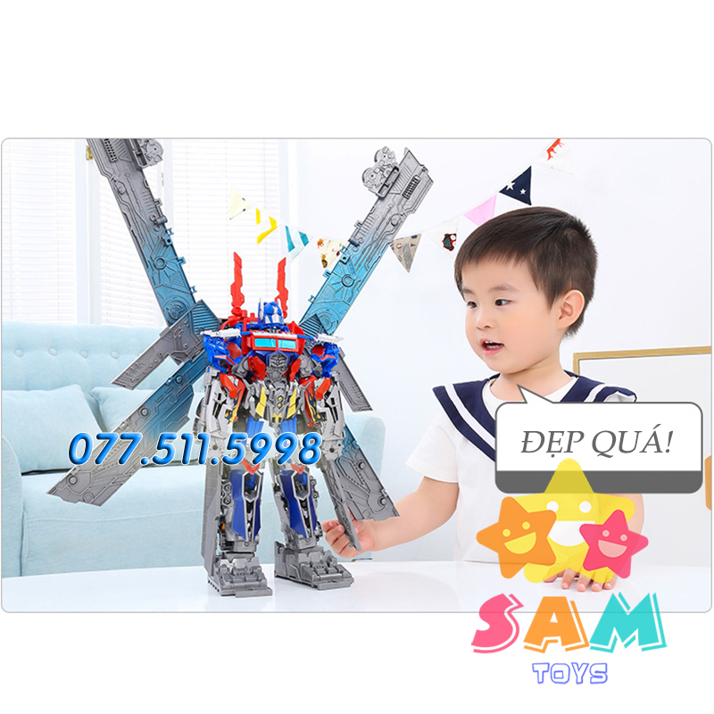 Mô hình Robot Optimus biến hình Jetway và Skyfire đẹp mắt.